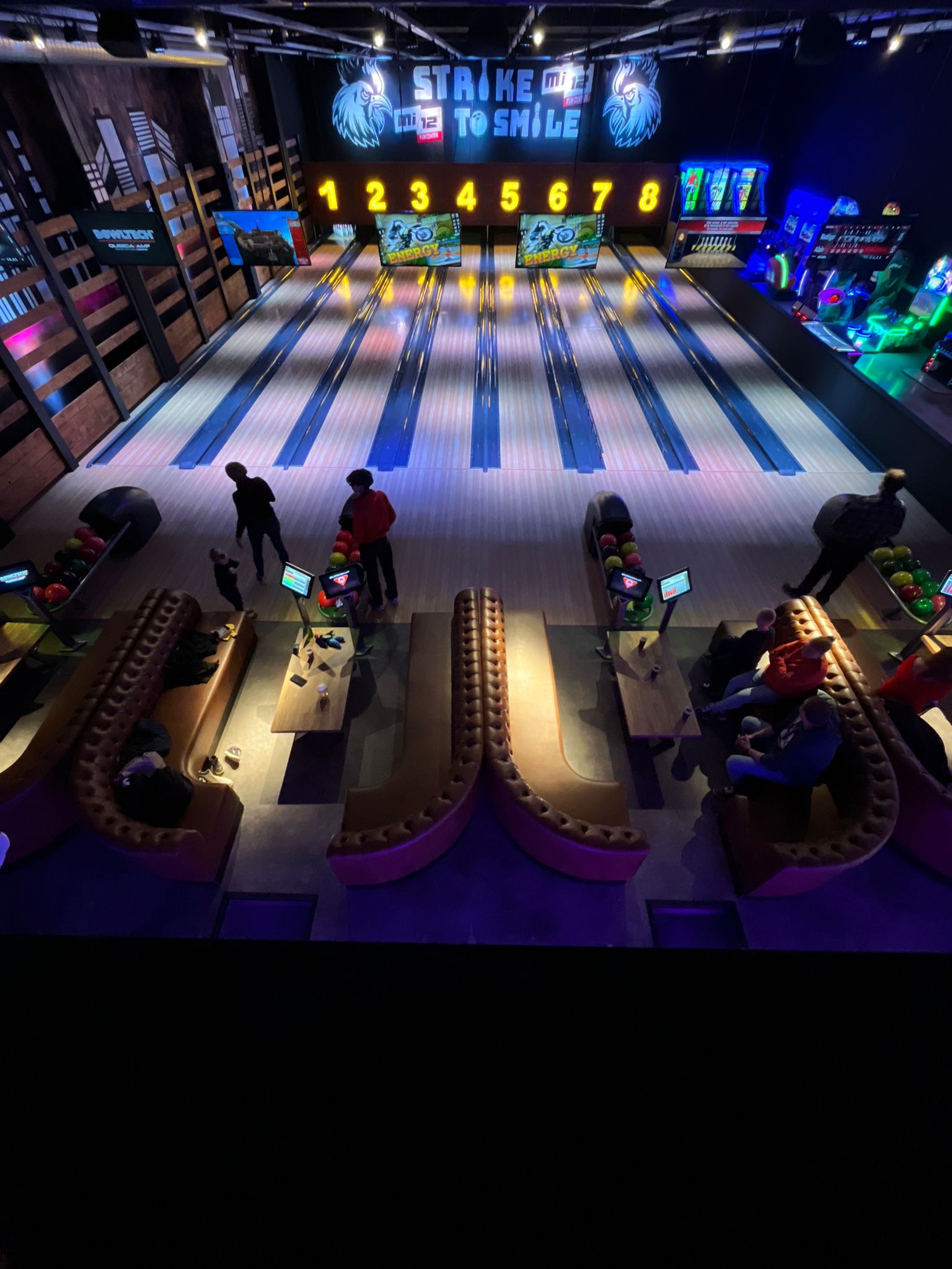 MI12 Fun Center Gembloux Bowling